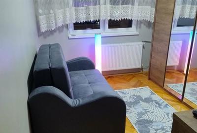 Apartament cu 3 camere semidecomandat în Central - 5