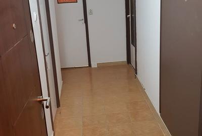 Apartament cu 2 camere decomandat în Broscărie - 1