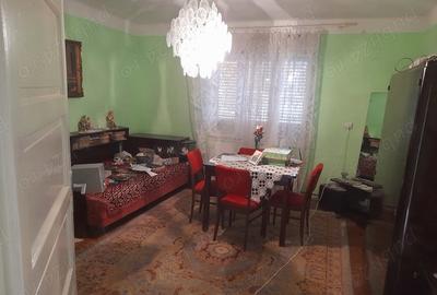 Casă cu 4 camere în Micro 14 - 8