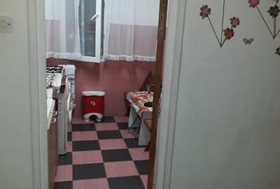 Inchiriere apartament 2 camere Auchan Vitan - 6