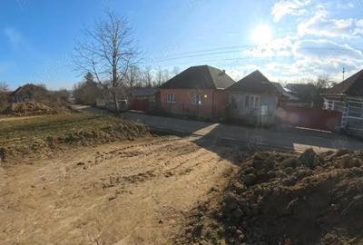 Teren de 1341 mp, în Dușești - 1