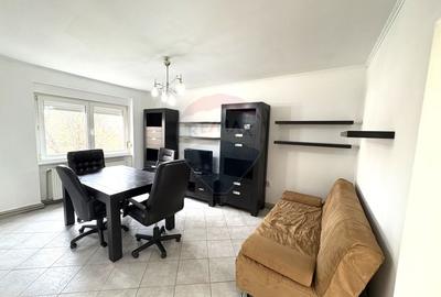 Apartament cu 2 camere semidecomandat, mobilat în Ultracentral