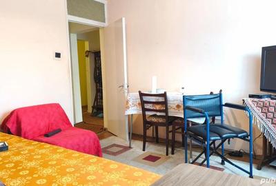 Apartament cu 3 camere decomandat în Central - 10