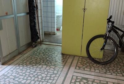 Spațiu industrial, în Titan - 9