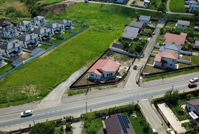 Casă cu 3 camere în Valea Ursului - 1