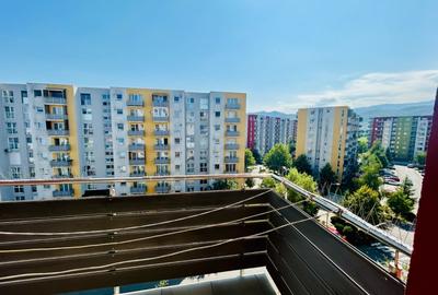 Garsoniera spatioasa, 36 mp, mobilata si utilata, in zona Avangarden 3 - 4