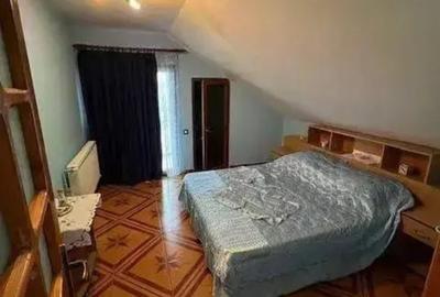 Casa S+P+1+M - 7 camere - Lazu Central - Mutare Rapida - zona Centrala - 16