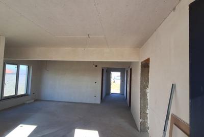 Casa individuala de vanzare, semifinisata, Santandrei - 10