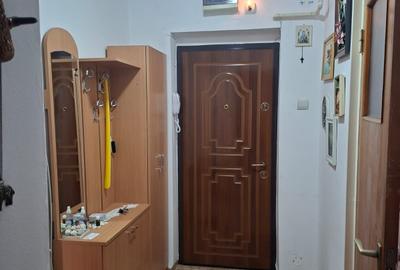 Apartament cu 3 camere decomandat, mobilat în Titan - 3