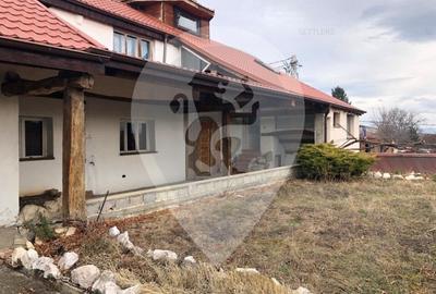 Corp casa de vanzare - Posibilitati multiple! - 5