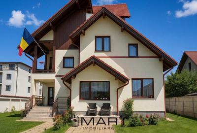 Casă individuală cu 7 camere cu Canalizare în Tractorul