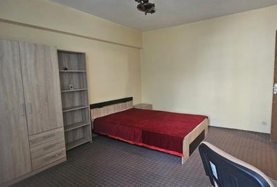 CENTRU CIVIC -apartament 1 camera decomandat - 3