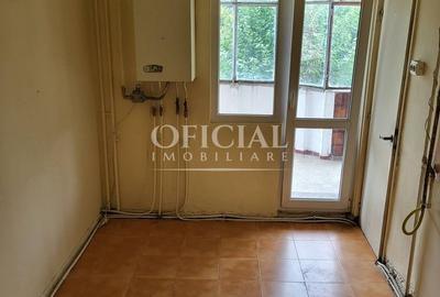 Apartament cu 2 camere decomandat, mobilat în Plopilor - 4