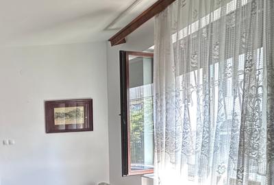 Romana.Parter din P+2,apartament 3 camere ,85 mp,garaj.Renovat - 3