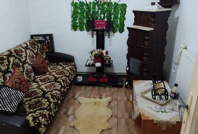 Casă cu 4 camere cu Teren 700 Mp în 23 August - 4