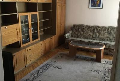 Apartament cu 2 camere decomandat în Rogerius