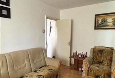 Apartament 3 camere decomandat etajul 1 Astra - 2