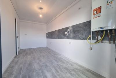 Garsonieră decomandată în Nicolina - 6