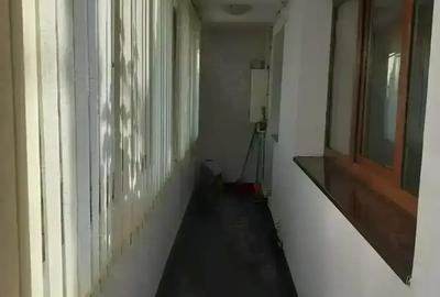 Vanzare Apartament 1 cam. cf.1 dec., parter cu balcon, suprafata totala 44.mp., Bld. Dorobantilor - 10