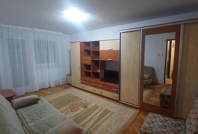Garsonieră decomandată în Central - 3