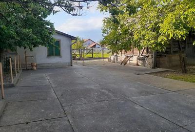 Casă cu 5 camere cu Teren 1968 Mp în Central - 10