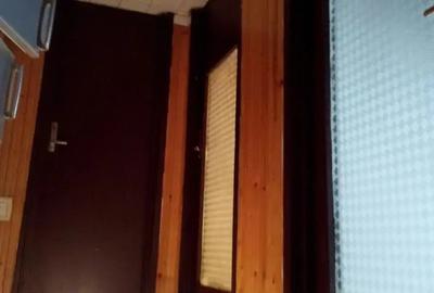 Apartament cu 2 camere decomandat în Ștei - 8