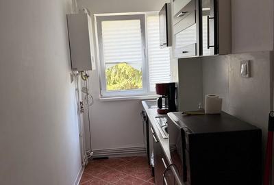 Apartament cu 3 camere semidecomandat în Central - 6