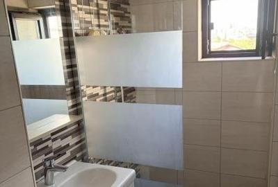 Apartament cu 3 camere semidecomandat în Tineretului - 4