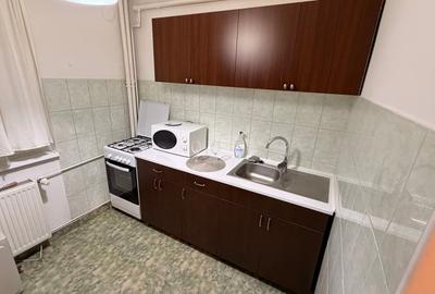 Apartament cu 2 camere semidecomandat, mobilat în Berceni - 6