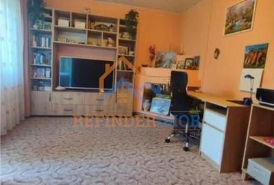 Vanzare apartament 2 camere zona Gorjului - 2