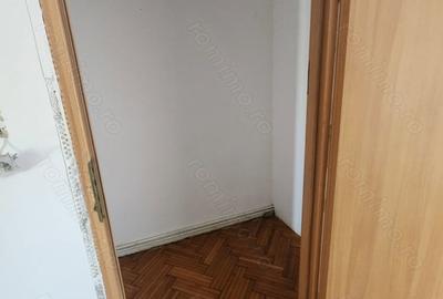 Casă cu 6 camere în Aradului - 13