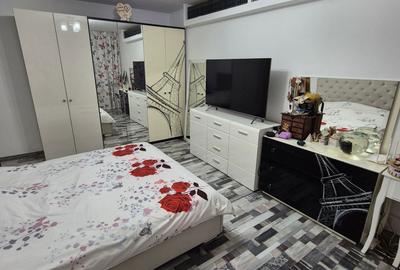 Apartament cu 2 camere decomandat în Central - 2