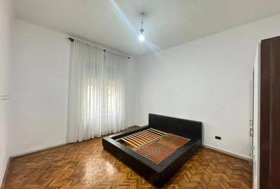 Casa 4 camere de inchiriat zona centrala - 1