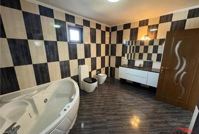 Casă cu Canalizare în Hângulești - 6