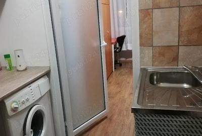 Garsonieră decomandată, mobilată în Central - 8