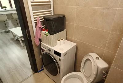 Apartament cu 3 camere semidecomandat în Central - 4