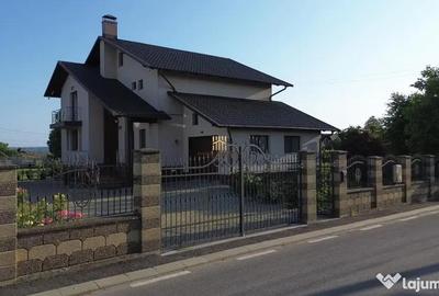 Casă cu 6 camere cu Canalizare în Ițcani - 3
