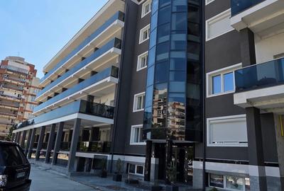 Inchiriez apartament 2 camere bloc nou - 8