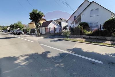 Casă / Vilă cu 8 camere de vânzare în zona Central - 35