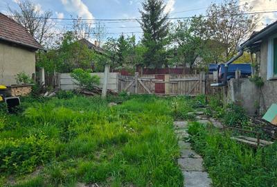 Teren Construcții intravilan de 1400 mp, în Sic - 2