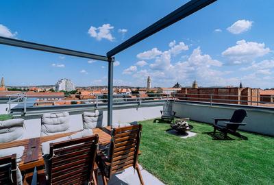 Penthouse 4 camere, ultracentral, Oradea. 800 000 E + TVA. Comision 0 - 21