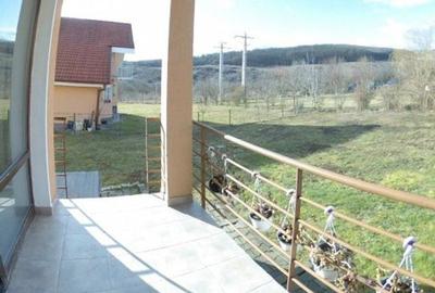 Casa moderna cu 4 camere in cartierul Orizont-Tur 3D virtual - 11