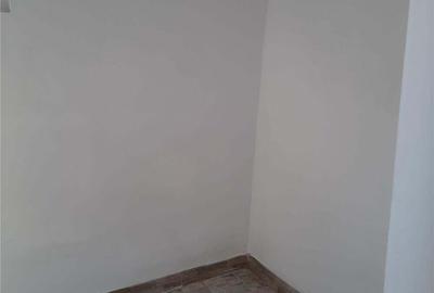 Casă cu 3 camere cu Teren 211 Mp în Dămăroaia - 1