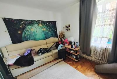 Vand apartament cu 2 camere, Hunedoara, decomandat, zona OM, 45000 euro neg - 4