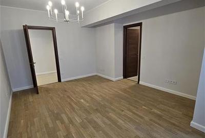 Apartament cu 4 camere decomandat în Kiseleff - 12