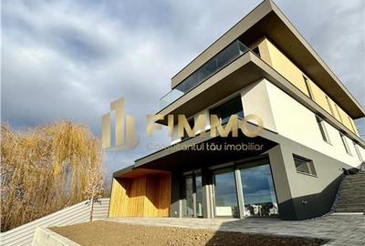 Vila 8 camere | 336 mp | 2 min centru Suceava | ID:1233 - 2