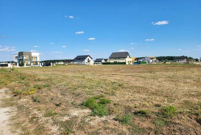 Teren de 1455 mp, în Gulia - 4