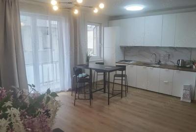 Apartament cu 2 camere semidecomandat în Giroc