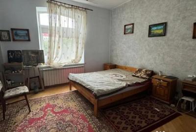 Casă cu 4 camere cu Teren 300 Mp în Rădăuți - 10