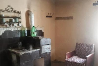 Casă cu 4 camere cu Teren 1130 Mp în Uivar - 13